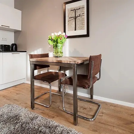 Sarphatipark Apartments * Амстердам